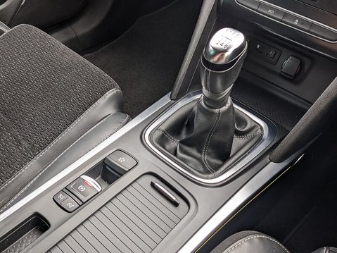 Renault Megane DYNAMIQUE S NAV TCE 23