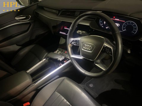 Audi Q8 50 Sport Sportback 5dr Electric Auto quattro 95kWh (11kW Charger) (340 ps) 12