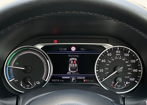 Nissan Juke TEKNA 26