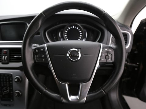 Volvo V40 2.0 T2 Inscription Euro 6 (s/s) 5dr 10