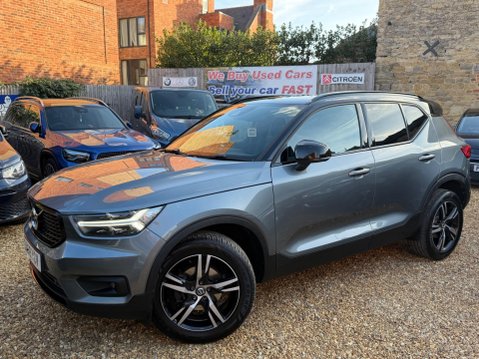 Volvo XC40 2.0 D3 R-Design Euro 6 (s/s) 5dr 12