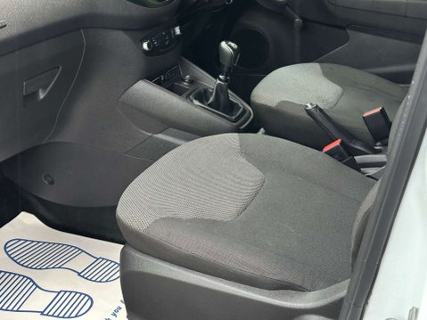 Ford Transit Courier 1.5 TDCi Leader Panel Van 4dr Diesel Manual L1 Euro 6 (s/s) (75 ps) 24