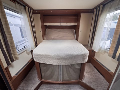 Burstner Aviano i727 16