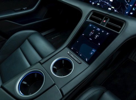 Porsche Taycan Turbo 20