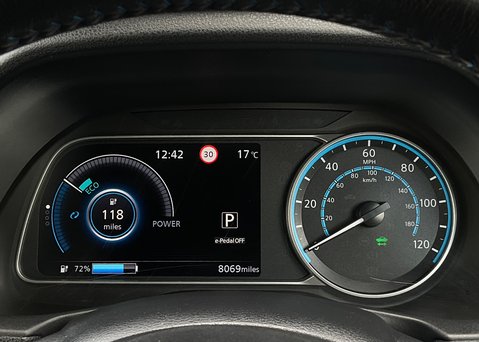 Nissan LEAF N-CONNECTA 27