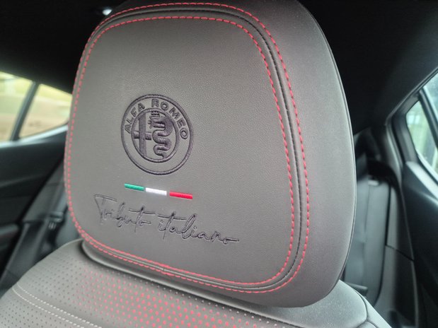 Alfa Romeo Tonale TB TRIBUTO ITALIANO DCT 16