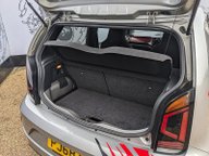 Volkswagen Up TSI up! GTI 17