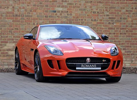 Jaguar F-Type S V6 Coupe 1