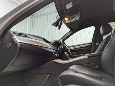 BMW 5 Series 3.0 535d M Sport Auto 4dr 54