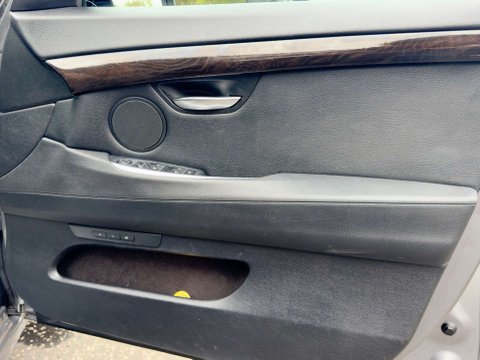 BMW 5 Series 2.0 520d M Sport Auto 5dr 77