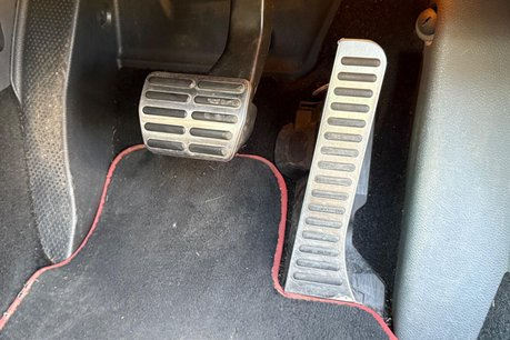 Volkswagen Golf GTI EDITION 30 T 57