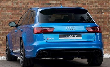 Audi RS6 Avant Performance 3