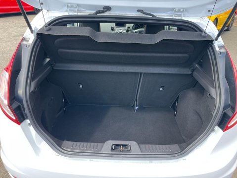 Ford Fiesta 1.6T EcoBoost ST-3 Euro 6 3dr 29