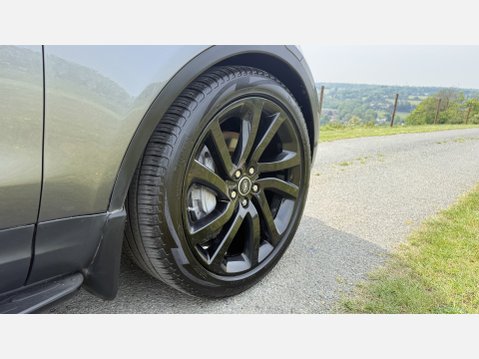Land Rover Discovery SDV6 HSE LUXURY 14