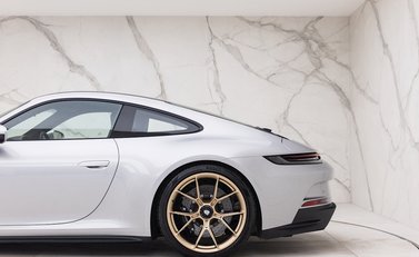 Porsche 911 (992) GT3 Touring 23