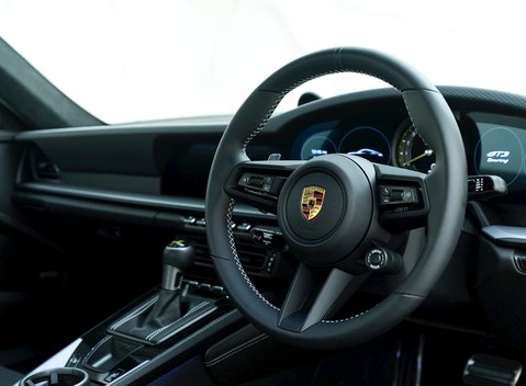 Porsche 911 (992) GT3 Touring 9