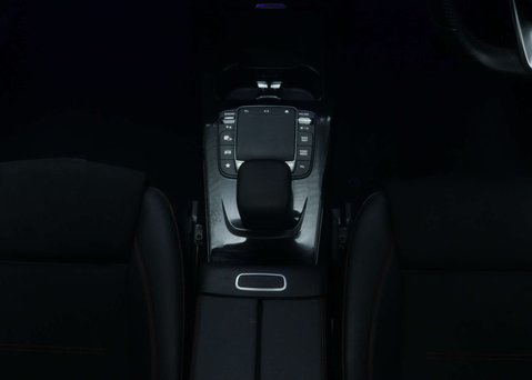 Mercedes-Benz CLA Class 1.3 CLA 180 AMG Line Premium+ Night Edition A 5dr 20