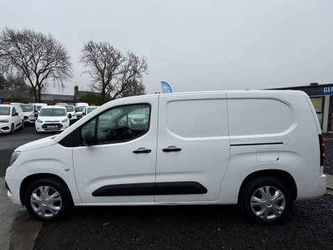 Vauxhall Combo 1.5 Combo 2300 SportIVE TD S/S 4