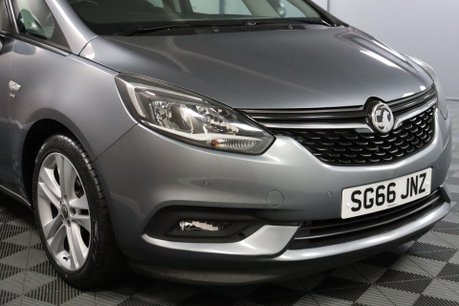 Vauxhall Zafira SRI 26
