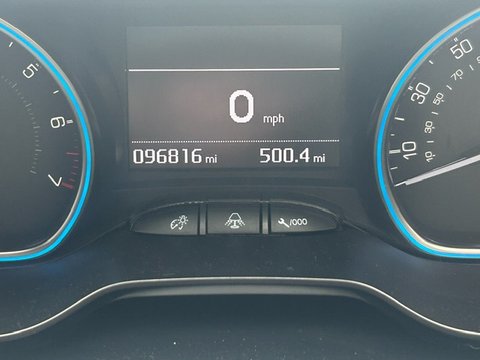 Peugeot 2008 PURETECH ALLURE 13