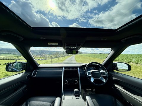Land Rover Discovery R-DYNAMIC SE MHEV 55