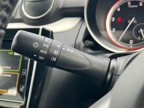 Suzuki Swift SZ-T DUALJET MHEV 26