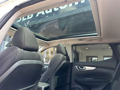 Nissan Qashqai 1.5 Qashqai N-Connecta dCi 5dr 19