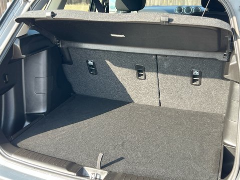 Suzuki Vitara SZ-T MHEV 40