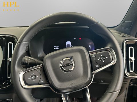 Volvo C40 Recharge 69kWh Plus SUV 5dr Electric Auto (231 ps) 1 Owner - Sensors - Blu 13