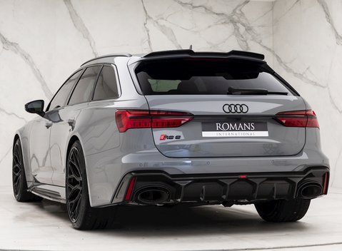 Audi RS6 Avant Carbon Black Urban 3
