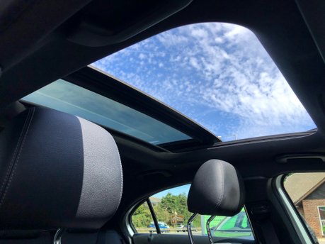Mercedes-Benz A Class A180 1.6 SPORT EDITION Manual Petrol Pan Roof, Sat Nav, Rear Camera 8