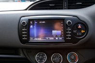Toyota Yaris VVT-I ICON TECH 23