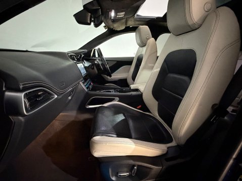 Jaguar F-Pace S AWD 18