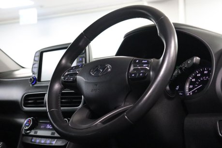 Hyundai KONA PREMIUM 12