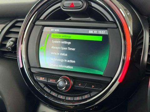 Mini Convertible 1.5 Cooper Convertible 2dr Petrol Steptronic Euro 6 (s/s) (136 ps) 53