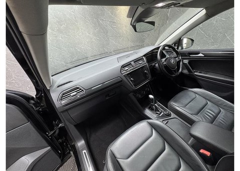 Volkswagen Tiguan 2.0 TDI SEL SUV 5dr Diesel DSG 4Motion Euro 6 (s/s) (150 ps) 58