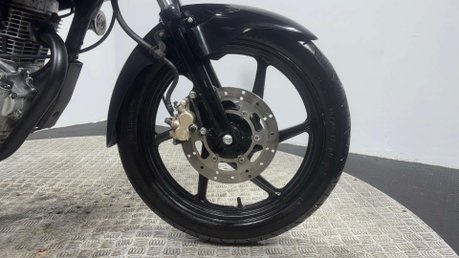 Honda CBF125 CBF125 2012 ONLY 5K MOT SERVICED ICONIC LEARNER BIKE 125CC 43