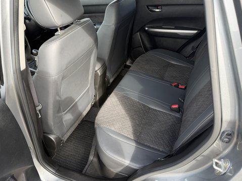 Suzuki Vitara 1.4 Boosterjet 48V Hybrid SZ5 5dr 40