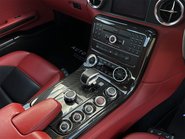 Mercedes-Benz SLS AMG Coupe 60