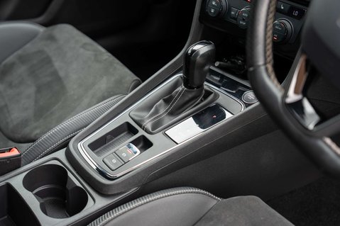 SEAT Leon 2.0 Leon Cupra Luxury 290 TSi Semi-Auto 5dr 32