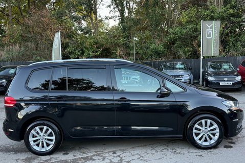 Volkswagen Touran SE TDI BMT -APPLE CAR PLAY-£35 ROAD TAX -9 SERVICES -PARK PILOT-240V SOCKET 5