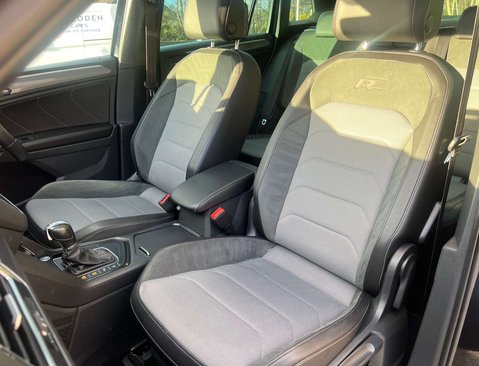 Volkswagen Tiguan 2.0 Tiguan R-Line Tech TDI Semi-Auto 5dr 35