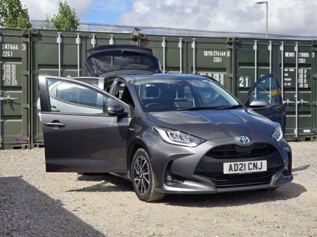 Toyota Yaris 1.5 VVT-h Design Hatchback 5dr Petrol Hybrid E-CVT Euro 6 (s/s) (116 ps) 6