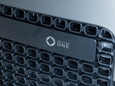 Land Rover Defender 110 OCTA EDITION ONE 