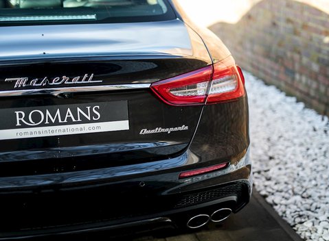 Maserati Quattroporte DV6 28