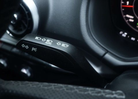 Audi Q2 1.5 Q2 S Line 35 TFSI Semi-Auto 5dr 40