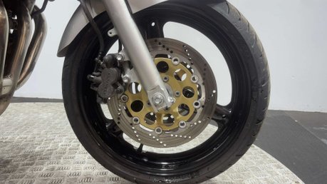 Suzuki Bandit 600 GSF S 2003 39K IDEAL COMMUTER BIKE 600CC A2 RESTRICTABLE 16