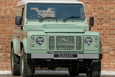 Land Rover Defender 90 Heritage Hard Top