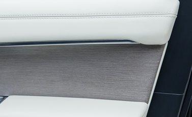 Land Rover Range Rover P530 FIRST EDITION LWB 31