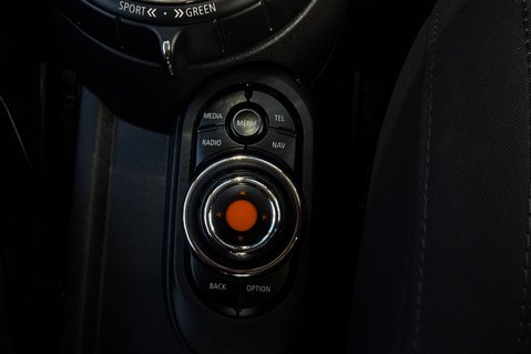 Mini Hatch COOPER.. 6 SERVICES..DAB..SAT NAV..HEATED SAETS..STUNNING EXAMPLE 29